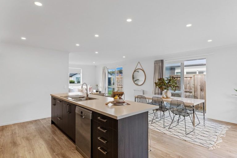 Photo of property in 55 Awataha Crescent, Pyes Pa, Tauranga, 3110