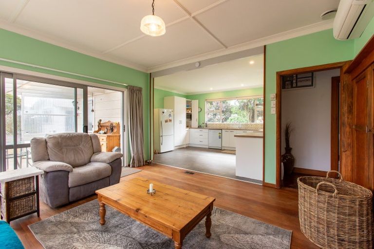 Photo of property in 633 Kiritaki Road, Dannevirke, 4972