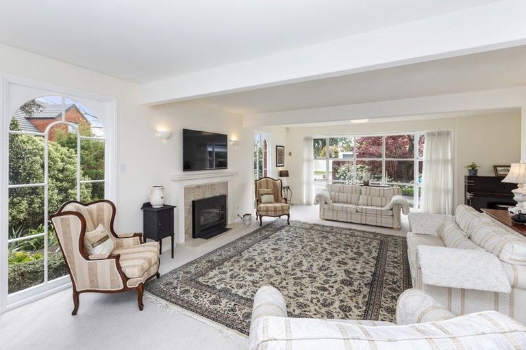 Photo of property in 209 Clyde Road, Burnside, Christchurch, 8053