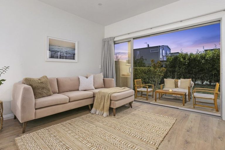 Photo of property in 8 Myland Drive, Hobsonville, Auckland, 0616