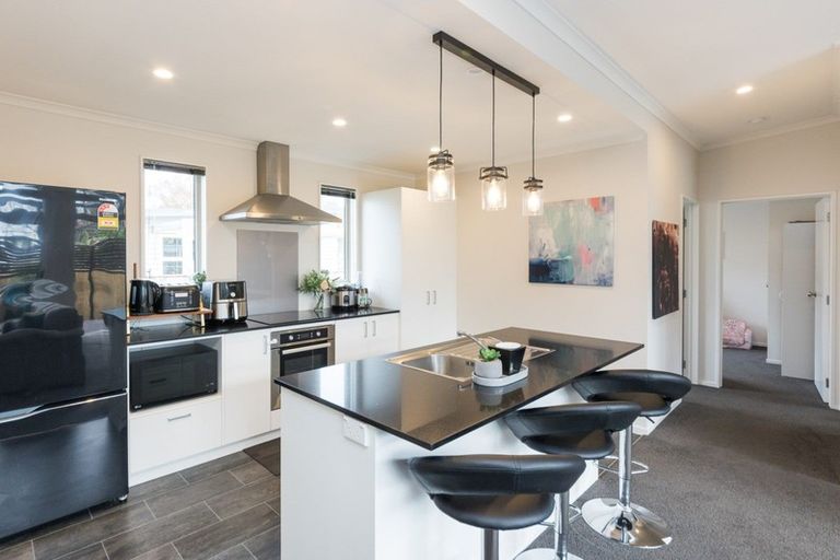 Photo of property in 58a Exeter Crescent, Takaro, Palmerston North, 4412