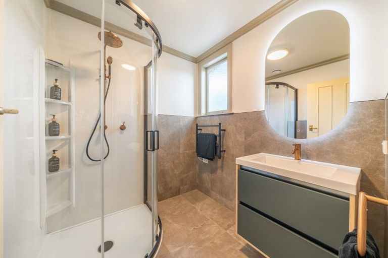 Photo of property in 46 Ararino Street, Trentham, Upper Hutt, 5018