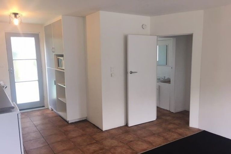 Photo of property in 3/50 Clare Road, St Albans, Christchurch, 8014