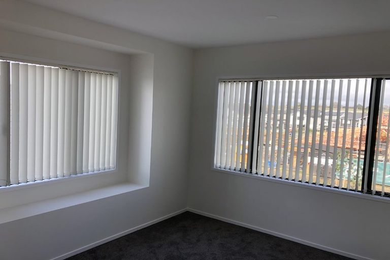 Photo of property in 59 Hayfield Way, Karaka, Papakura, 2113