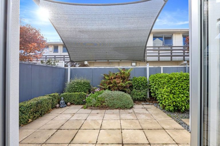 Photo of property in 3/22 Stoneyhurst Street, St Albans, Christchurch, 8014