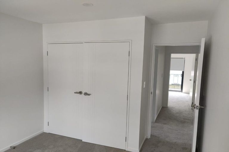 Photo of property in 8/4 Bittern Place, Henderson, Auckland, 0610
