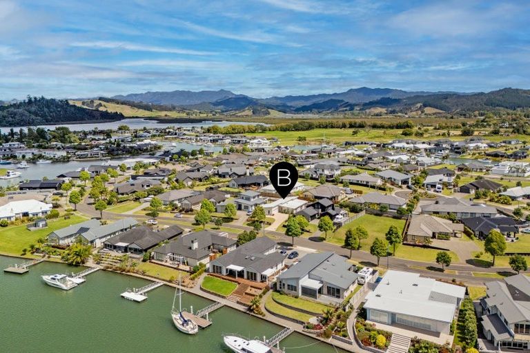 Photo of property in 16 Leeward Drive, Whitianga, 3510