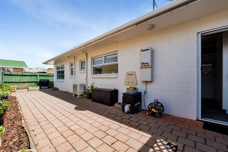 Photo of property in 61 Murray Avenue, Hawera, 4610