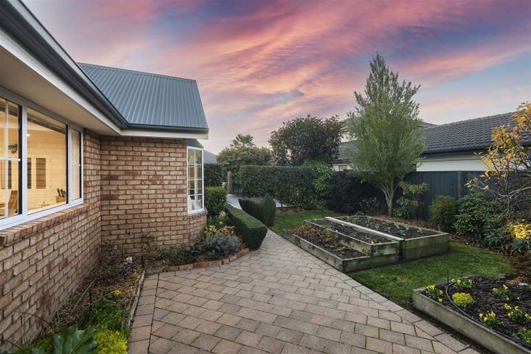 Photo of property in 70 Northwood Boulevard, Northwood, Christchurch, 8051