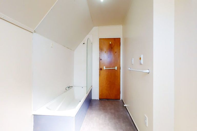 Photo of property in 87a Freyberg Street, Lyall Bay, Wellington, 6022