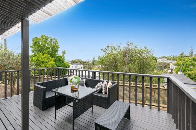 Photo of property in 3/22 Hogans Road, Glenfield, Auckland, 0629