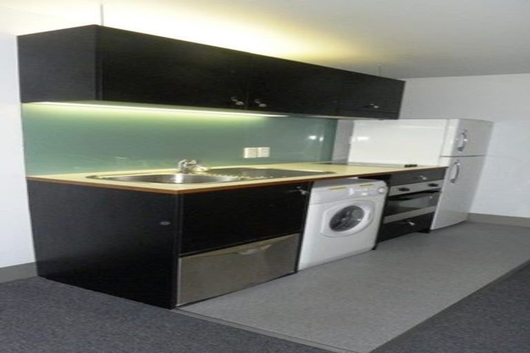 Photo of property in Urbane Apartments, 39/29 Webb Street, Mount Cook, Wellington, 6011