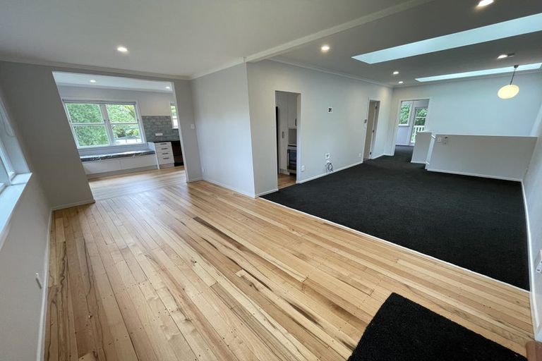 Photo of property in 75 Park Road, Titirangi, Auckland, 0604