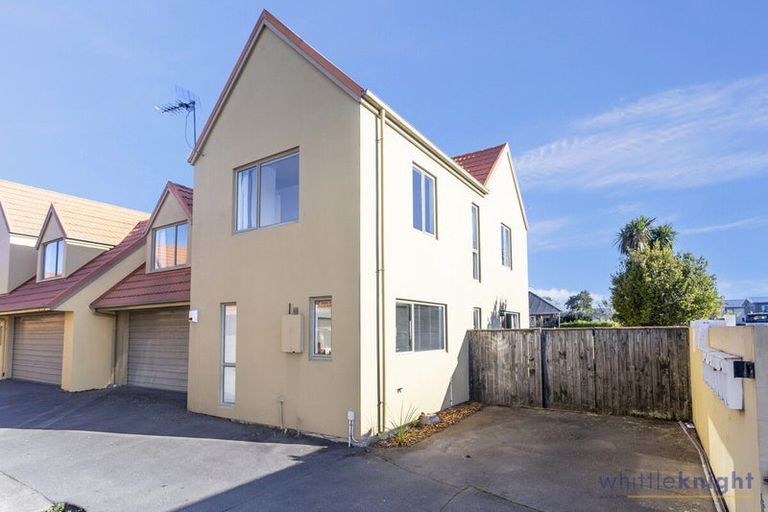 Photo of property in 1/19 George Street, Riccarton, Christchurch, 8041