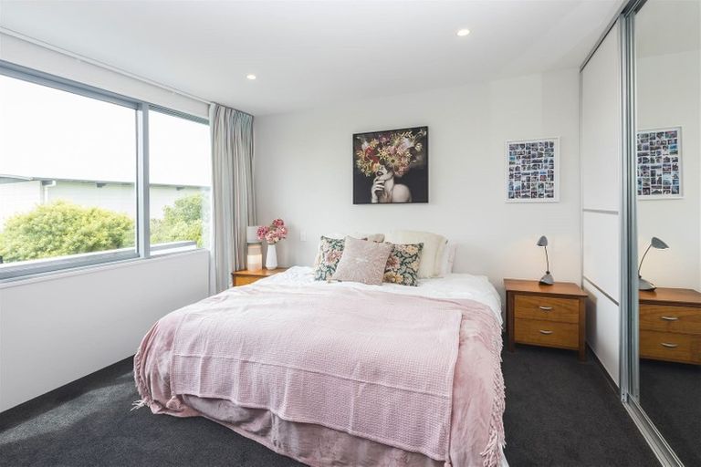 Photo of property in 12 Carnaby Close, St Albans, Christchurch, 8052