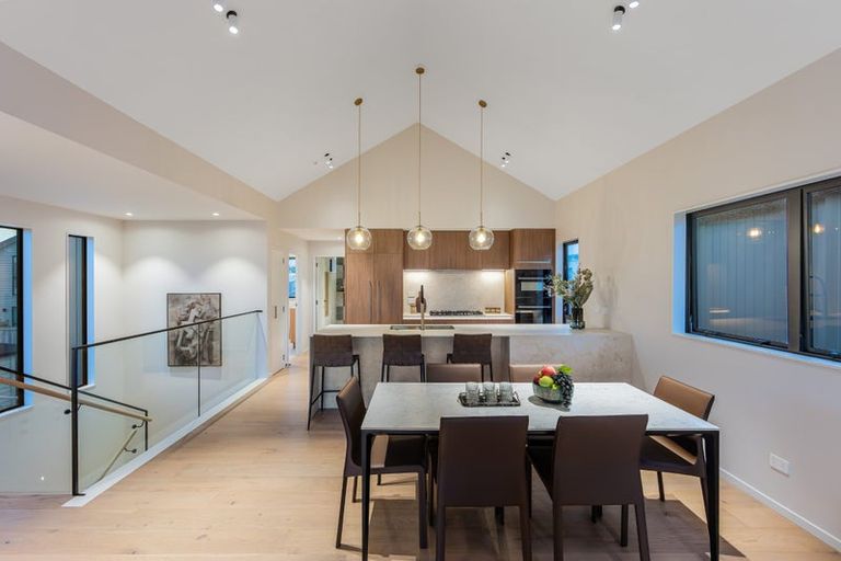 Photo of property in 52 Matangi View Drive, Orewa, 0931
