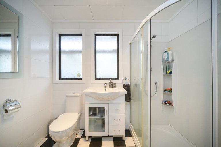 Photo of property in 37a Peter Hall Drive, Kelvin Grove, Palmerston North, 4414