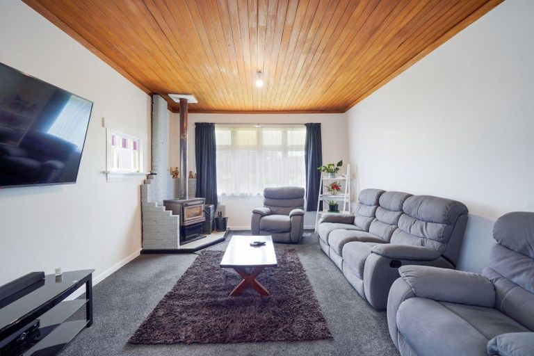 Photo of property in 43 Half Mile Road, Tuatapere, 9620