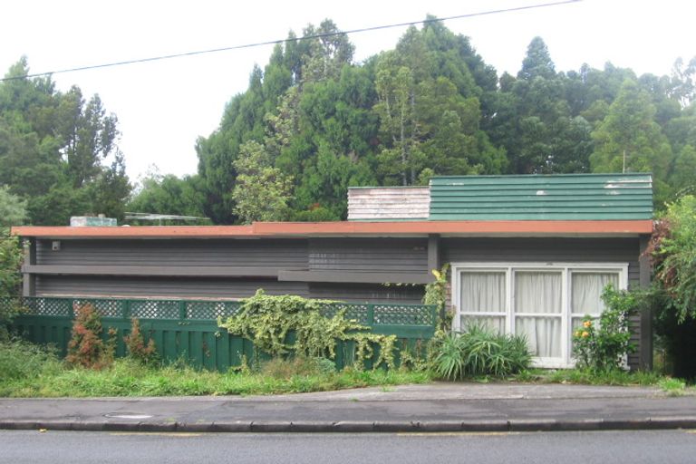 Photo of property in 224 Godley Road, Titirangi, Auckland, 0604