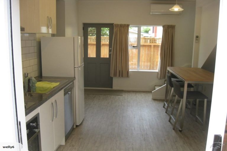 Photo of property in 37e Frankmoore Avenue, Johnsonville, Wellington, 6037
