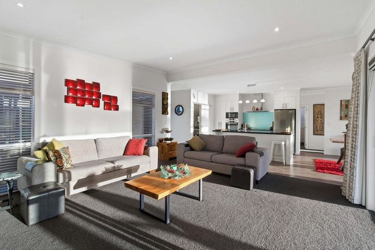 Photo of property in 8 Celmisia Retreat, Papamoa Beach, Papamoa, 3118