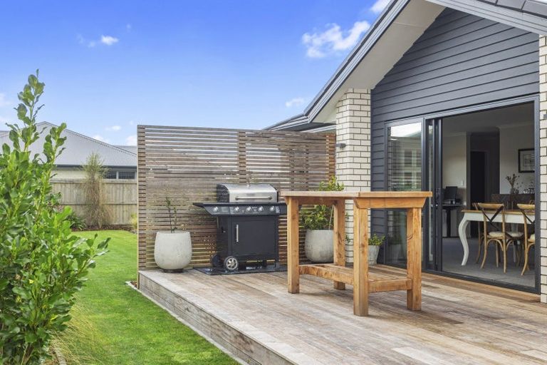 Photo of property in 3 Hamlett Drive, Woodend, 7610