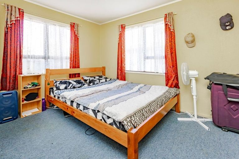 Photo of property in 37 Walters Road, Takanini, 2112