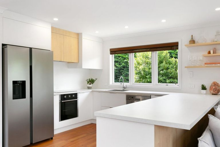 Photo of property in 50 Te Hatepe Avenue, Taupo, 3330