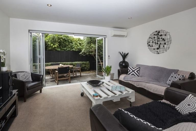 Photo of property in 493d Manchester Street, St Albans, Christchurch, 8014