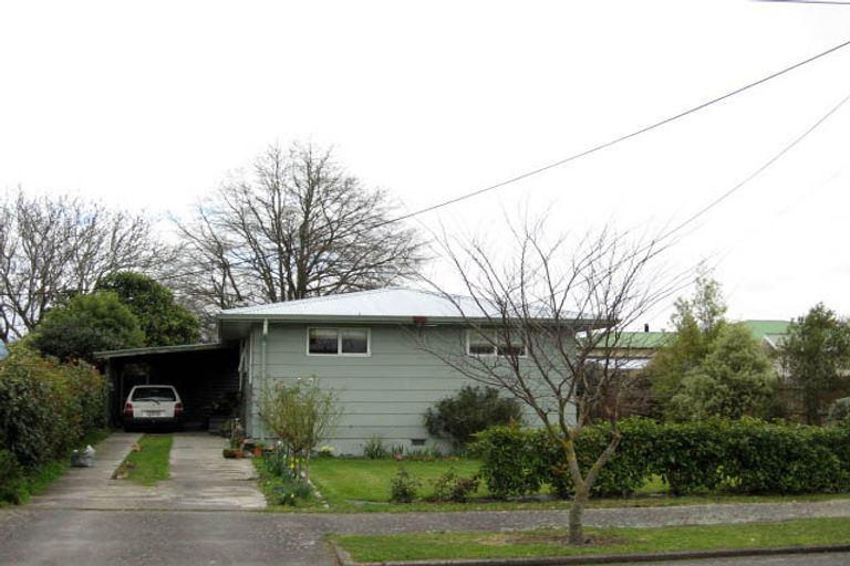 Photo of property in 2 Sussex Street, Masterton, 5810