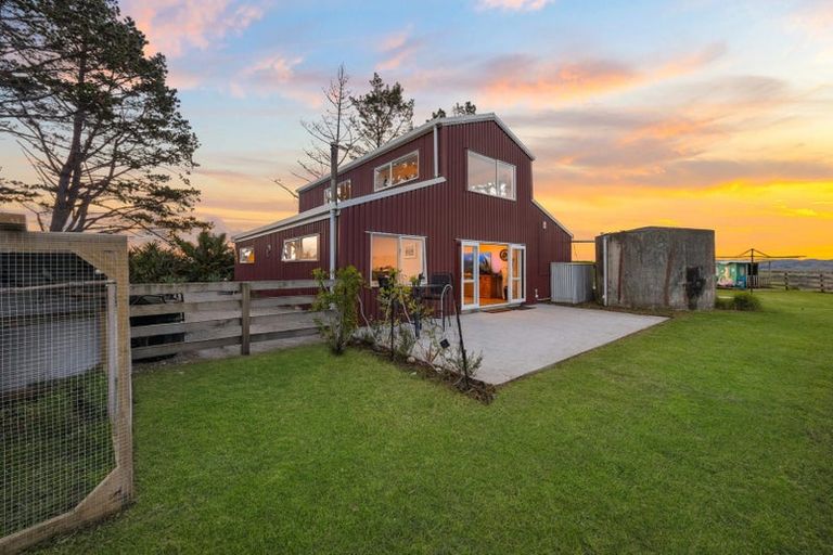 Photo of property in 555 Bickerstaffe Road, Maungaturoto, 0587