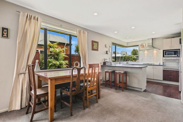 Photo of property in 184a Selwyn Street, Spreydon, Christchurch, 8024