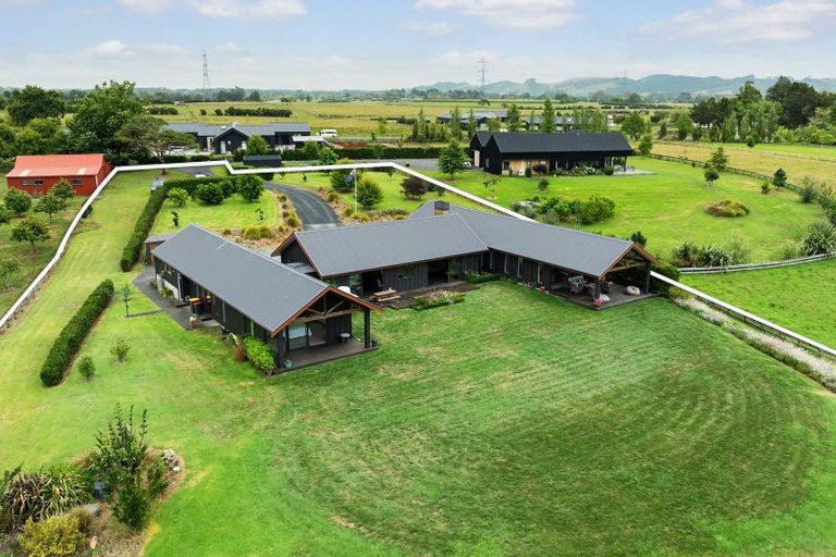 Photo of property in 212 Monument Road, Clevedon, Papakura, 2582