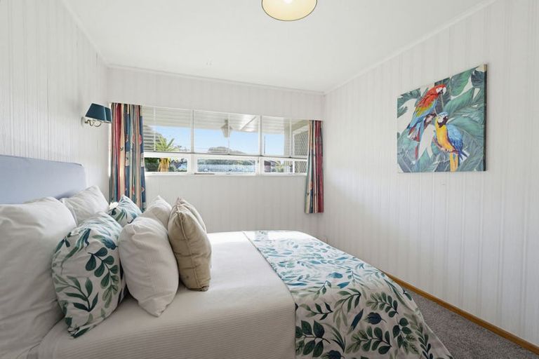 Photo of property in 15-16 Amberley Grove, Hutt Central, Lower Hutt, 5010