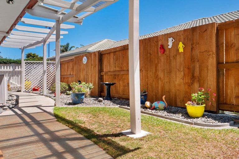Photo of property in 63 Santa Monica Drive, Papamoa Beach, Papamoa, 3118