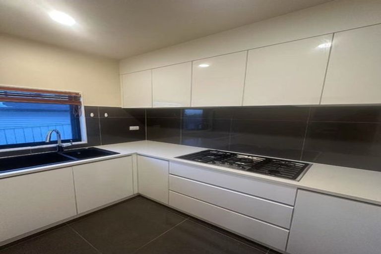 Photo of property in 86 Fairview Avenue, Fairview Heights, Auckland, 0632