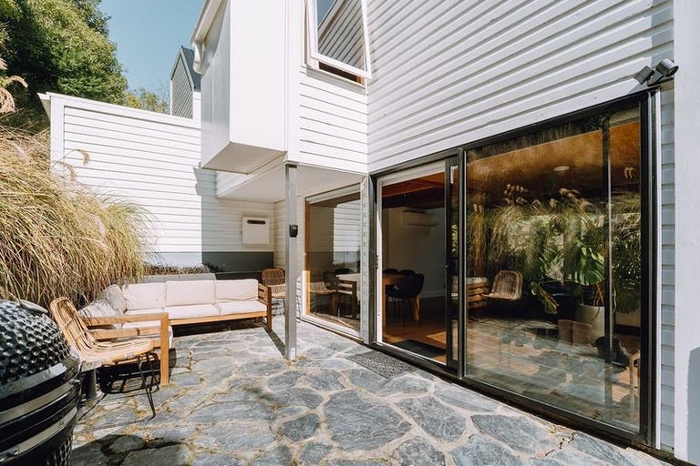 Photo of property in 265 Fernhill Road, Sunshine Bay, Queenstown, 9300