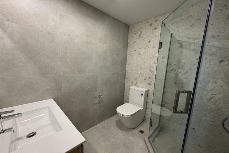 Photo of property in 1d Westall Road, New Lynn, Auckland, 0600