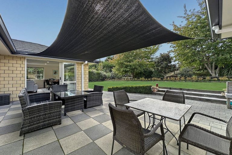 Photo of property in 15 Bodes Lane, Kinloch, Taupo, 3377