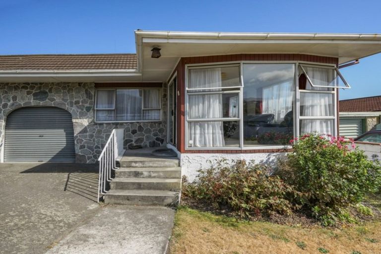 Photo of property in 41 Fergusson Street, Stoke, Nelson, 7011