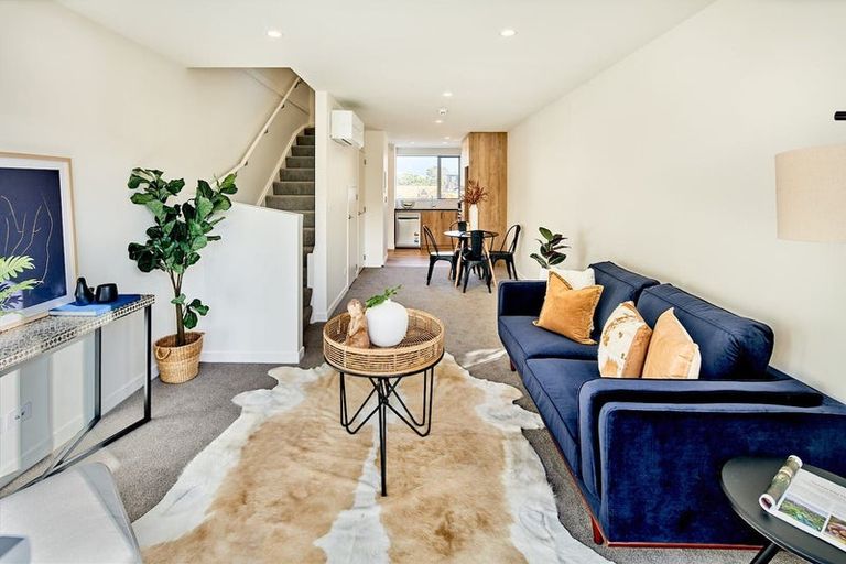 Photo of property in 7 John Street, Stokes Valley, Lower Hutt, 5019