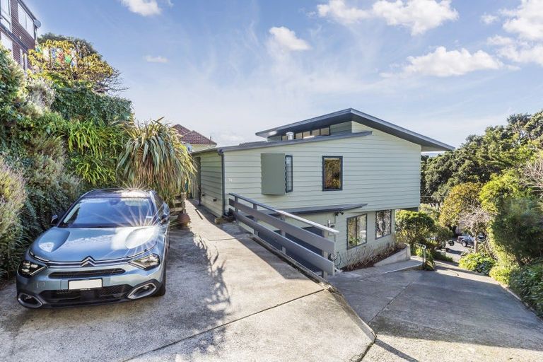 Photo of property in 74 Falkirk Avenue, Seatoun, Wellington, 6022