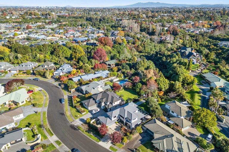 Photo of property in 31 Keswick Crescent, Huntington, Hamilton, 3210