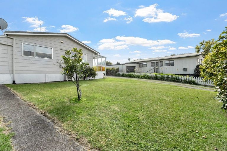 Photo of property in 2/6 Wicklow Place, Bell Block, New Plymouth, 4312