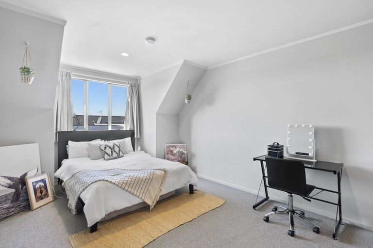 Photo of property in 41c Cook Street, Hamilton East, Hamilton, 3216