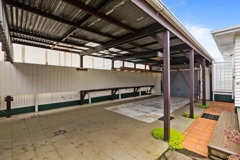 Photo of property in 208 Carrington Street, Vogeltown, New Plymouth, 4310