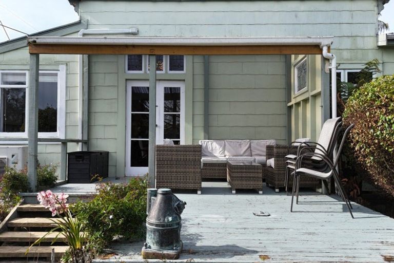 Photo of property in 47 Wakefield Street, Westport, 7825