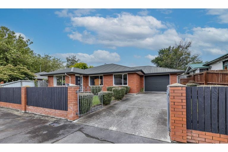 Photo of property in 2/36 Brittan Street, Linwood, Christchurch, 8011