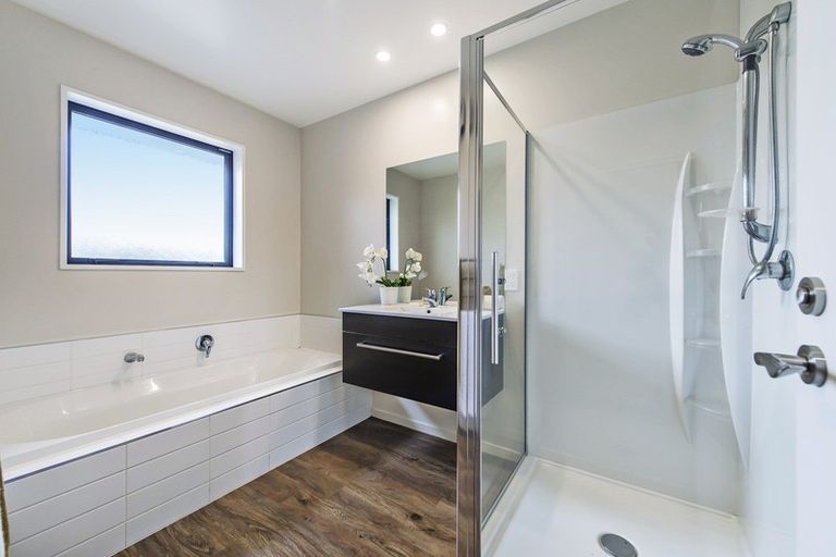 Photo of property in 14d Manor Drive, Rolleston, 7614