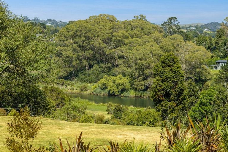 Photo of property in 94 Taniwha Place, Bethlehem, Tauranga, 3176